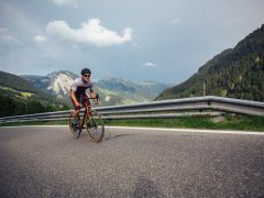 Rennradfahrer Richtung Damüls